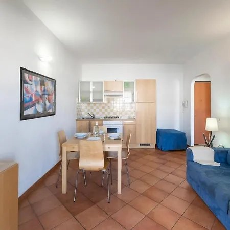 Relaxing Cristal Bedroom Sleeps Nui1501 * Santa Teresa Gallura