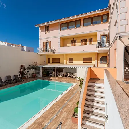 Relaxing Cristal Bedroom Sleeps Nui1501 Santa Teresa Gallura